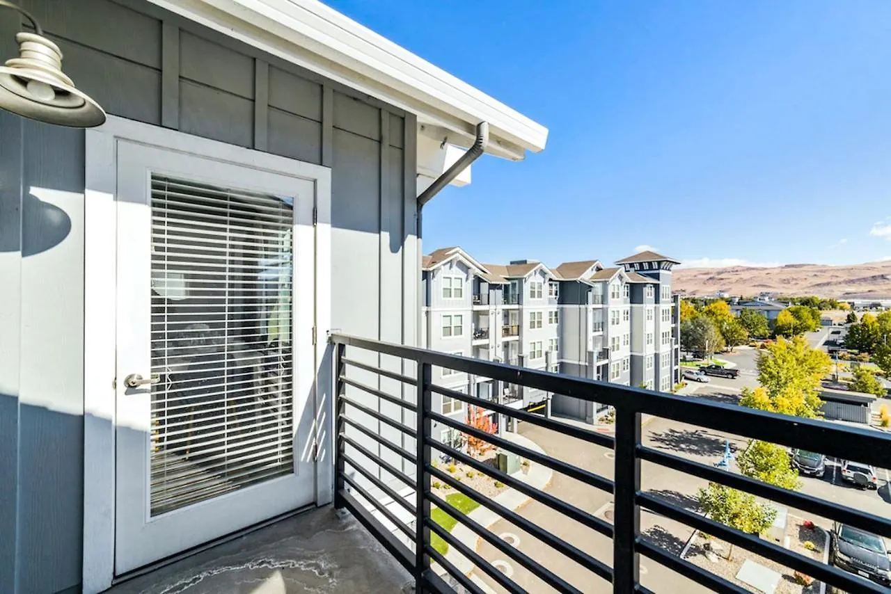 Lejlighed Chic Apt W Jacuzzi, Pool, Bbq, & Mountain Views Sparks